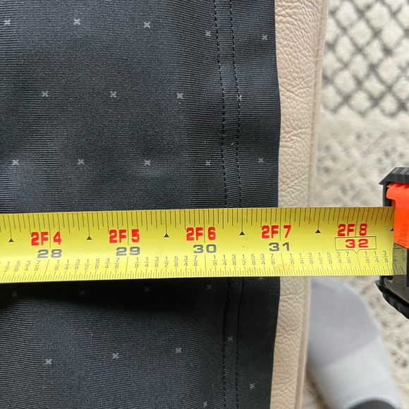 UNRL Pullover - Picture 7 of 7